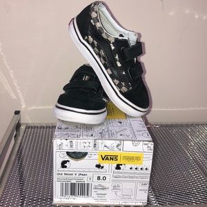 Old Skool Peanuts Snoopy Vans!